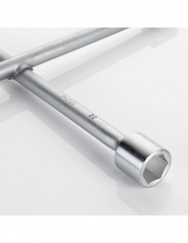 LLAVE EN CRUZ SOLDADA PARA RUEDAS DE...