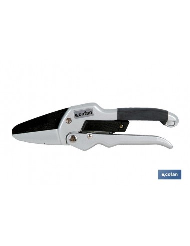 TIJERA TIPO CARRACA 3 CORTES