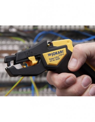 Alicate pelacables Super 4 Pro
