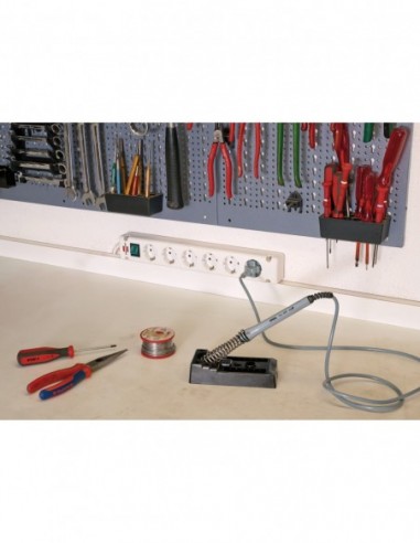 Base de tomas múltiples Bremounta...