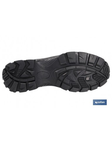 BOTA DE MONTAÑA NOBUCK MARRÓN MODELO...